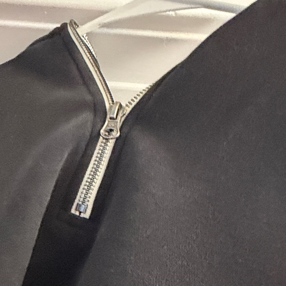 Vuori Restore Half Zip Hoodie - Picture 4 of 5